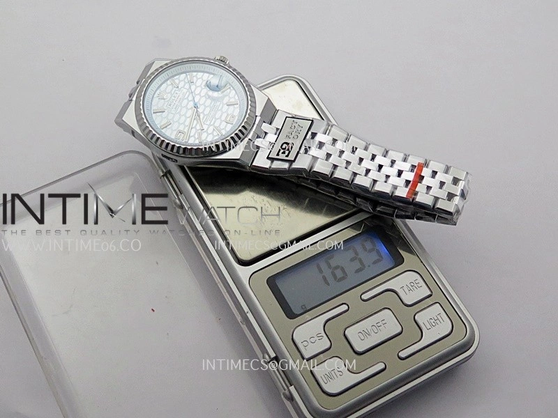 Land Dweller 127336 Gain Weight SS B Factory Ice Blue Dial On SS Bracelet A7135
