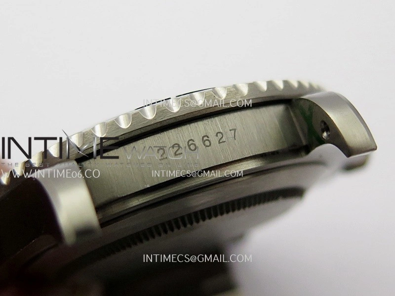 Yacht-Master 226627 Titanium QF 1:1 Best Edition Black Dial On Titanium Bracelet VR3235