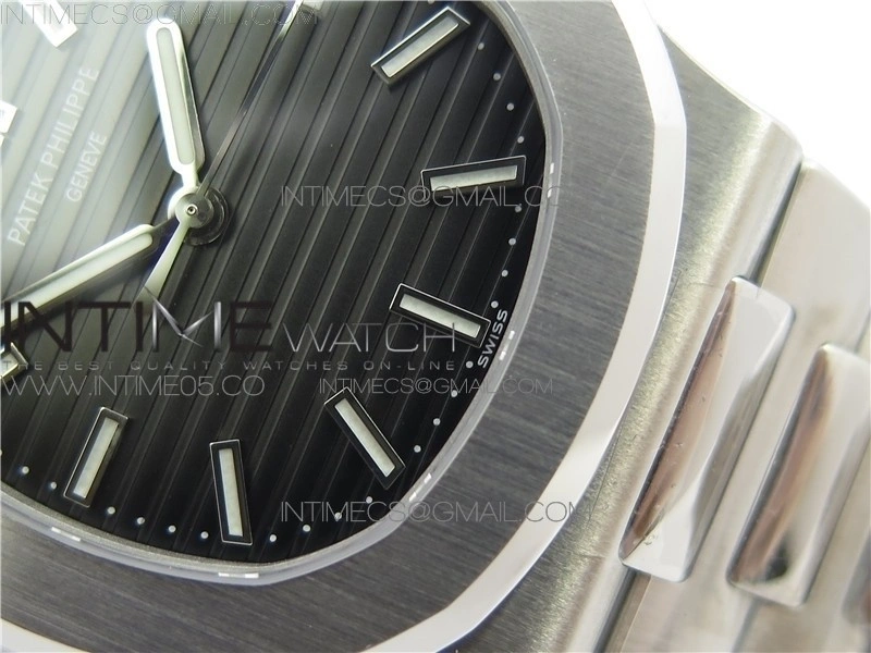 Nautilus 5711 1A GRF Best Edition Gray Textured Dial on SS Bracelet A324 V2
