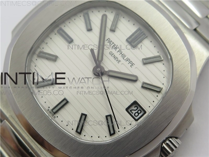 Nautilus 5711 1A GRF Best Edition White Textured Dial on SS Bracelet A324 V2