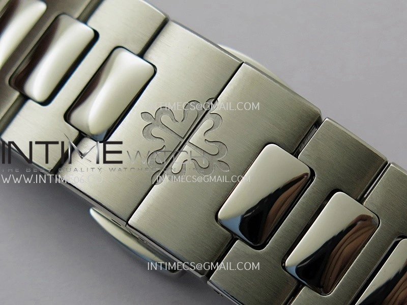 Nautilus 5712-1A 001 SS PPF 1:1 V4+ Best Edition Blue Dial on SS Bracelet PPF240