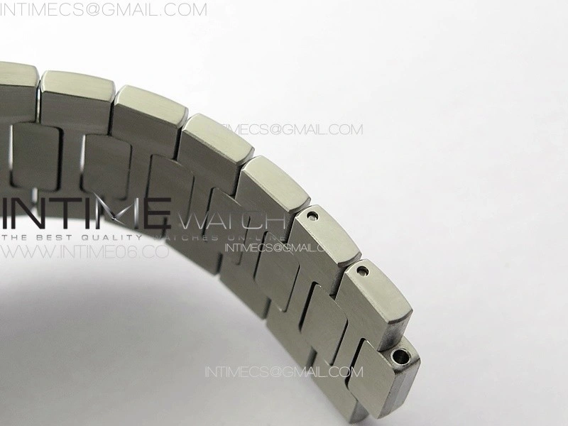 Nautilus 5980 SS PPF Best Edition White Dial on SS Bracelet A28-520