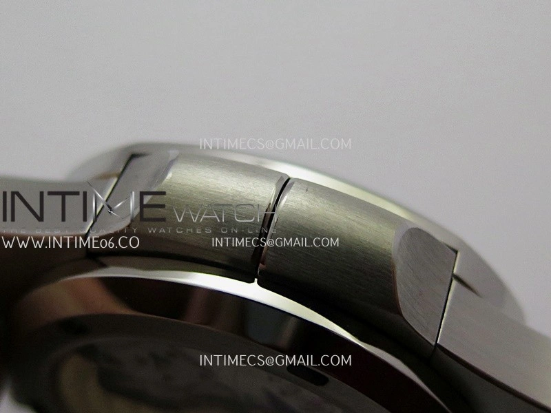 Nautilus 5990 SS P1F Best Edition Blue Dial On SS Bracelet A28-520