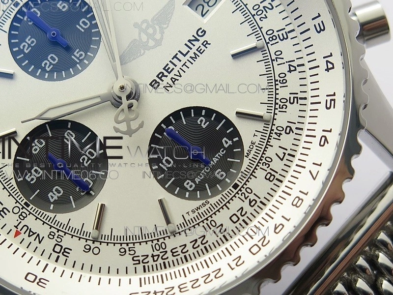 Navitimer 1 41mm SS B50 White Dial Black Subdial on SS Bracelet A7750