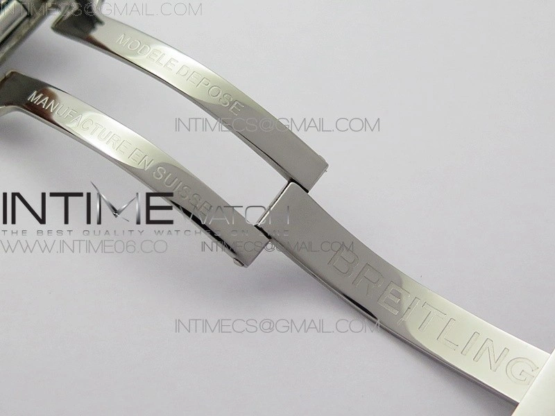 Navitimer 1 41mm SS B50 White Dial Black Subdial on SS Bracelet A7750