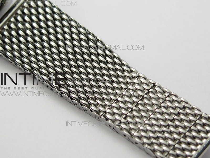 Navitimer 1 41mm SS B50 White Dial Black Subdial on SS Bracelet A7750