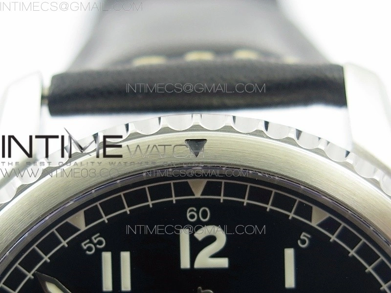 Navitimer 8 A17314 SS ZF 1:1 Best Edition Black dial On black leather strap A2824
