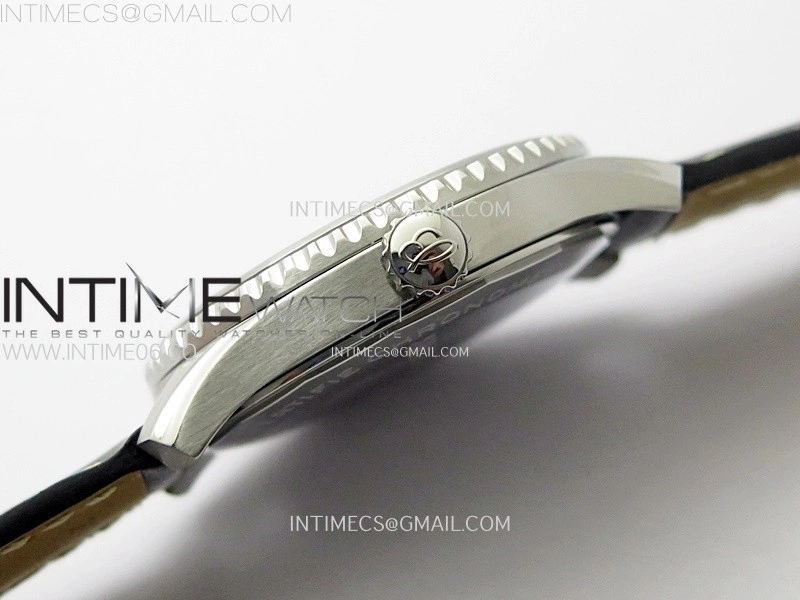 Navitimer8 A17314 SS TF 1:1 Best Edition Black dial On Black Leather Strap A2824