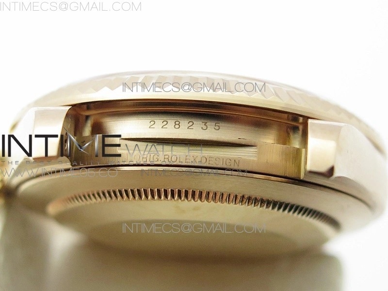 Day-Date 40mm 228239 BP New Dial Version 904 RG Silver Stick Markers Dial on RG President Bracelet A2836