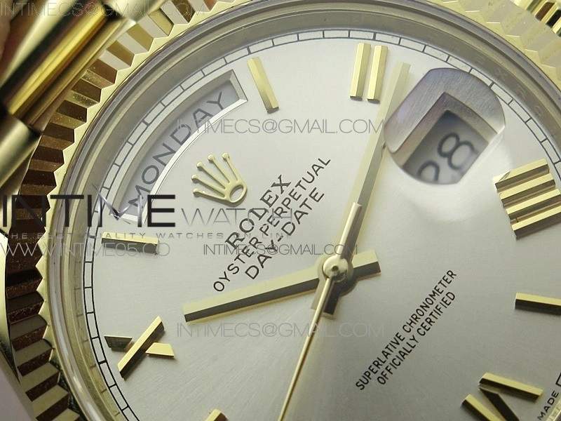 Day-Date 40mm 228239 BP New Dial Version 904 YG Silver Roman Markers Dial on SS President Bracelet A2836