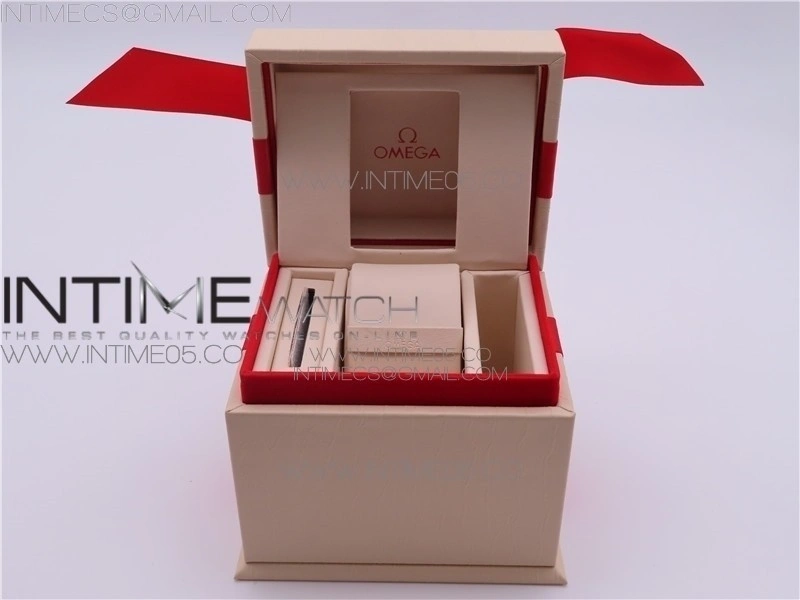 OMEGA BOX SET WITH BOOKLET BAG