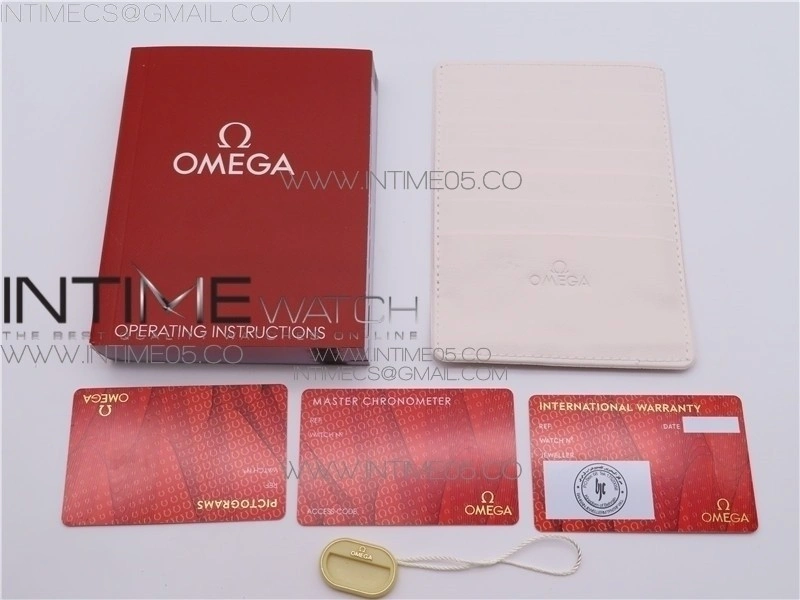 OMEGA BOX SET WITH BOOKLET BAG