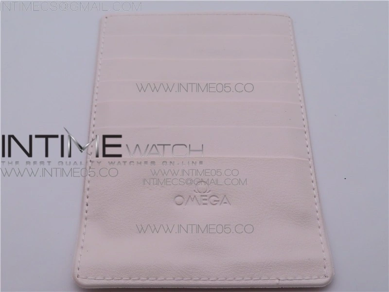 OMEGA BOX SET WITH BOOKLET BAG