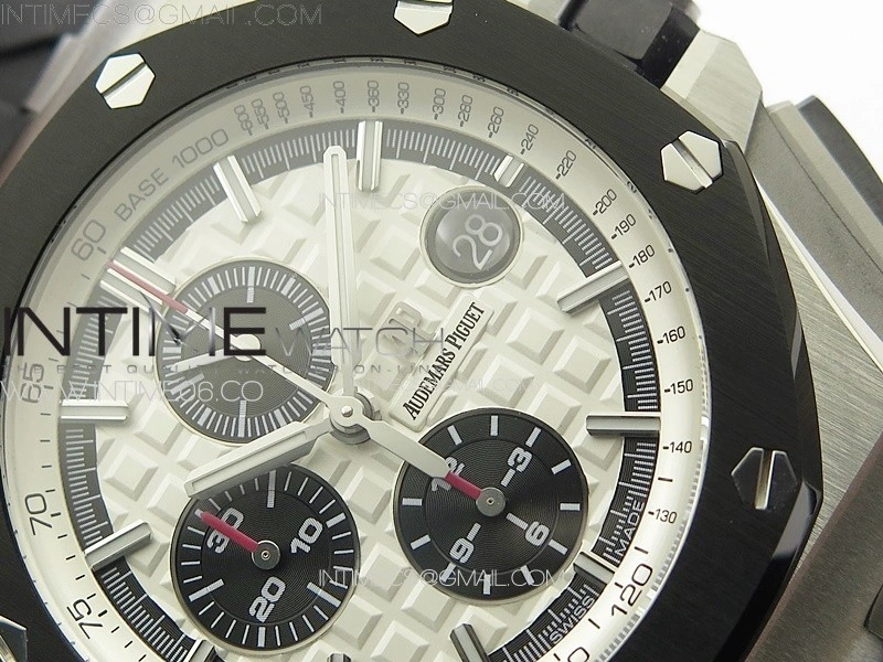 Royal Oak Offshore 44mm SS APSF 1:1 Best Edition White Dial on Black Rubber Strap A3126