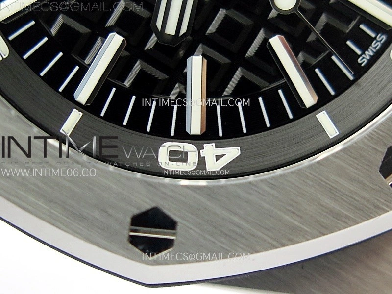 Royal Oak Offshore 15703 V2 ZF 1:1 Best Edition Black Dial on Rubber Strap 3120 Super Clone