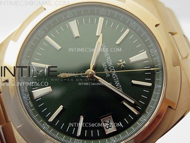 Overseas 4520V RG 8F Best Edition Green Dial on RG Bracelet A5100