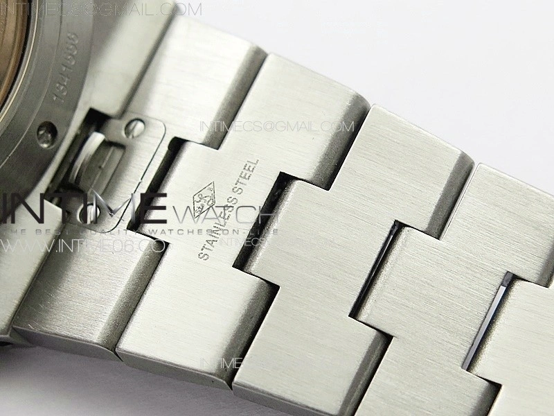 Overseas Perpetual Calendar SS 8F Best Edition Blue Dial on SS Bracelet A1120