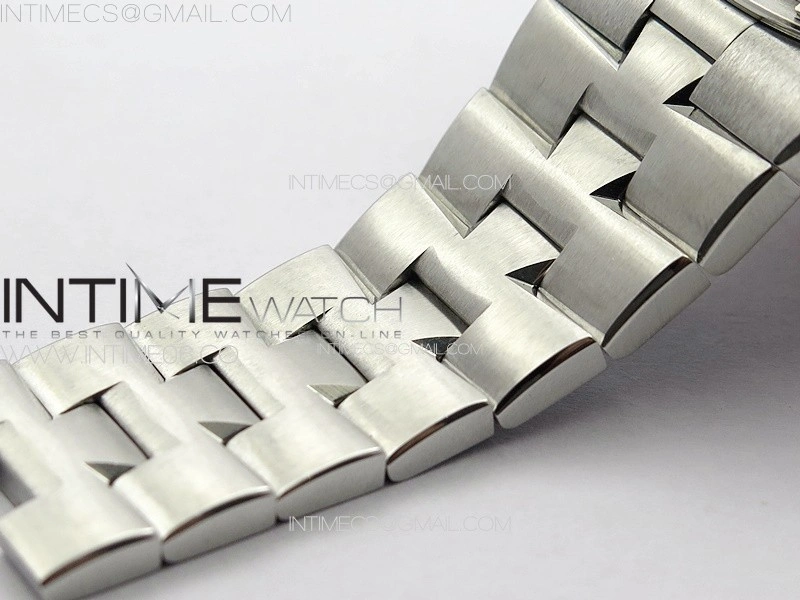 Overseas Perpetual Calendar SS 8F Best Edition Gray Dial on SS Bracelet A1120