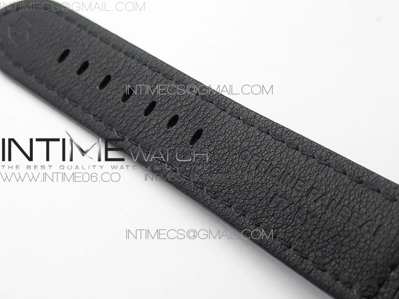 PAM000 HWF Factory on Black Lether Strap Aisan 6497-2