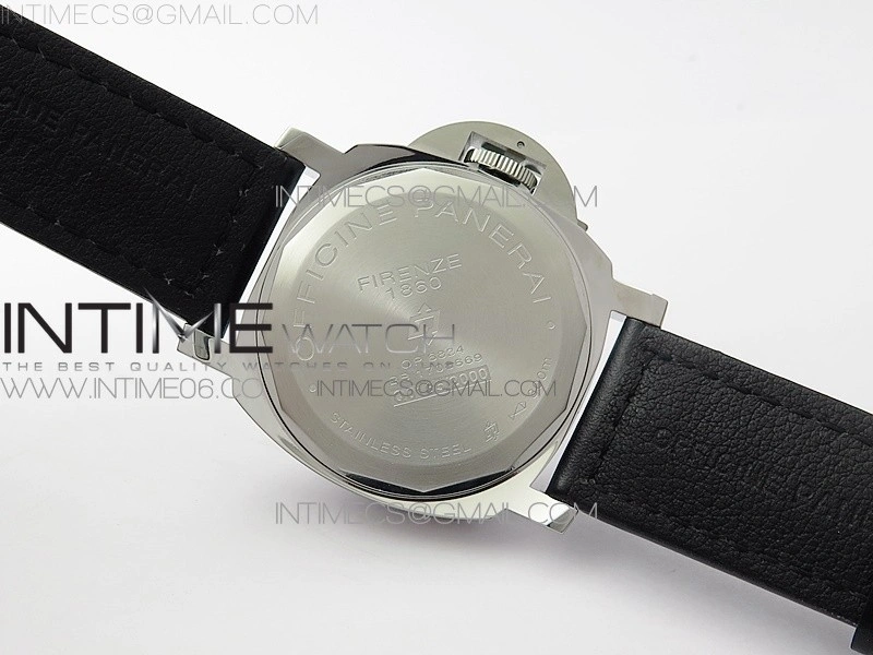 PAM000 HWF Factory on Black Lether Strap Aisan 6497-2