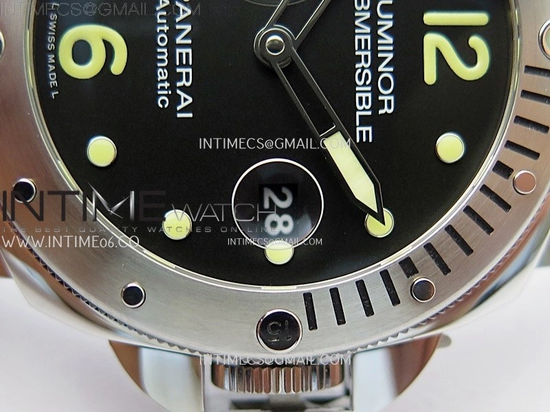 PAM1024 Submersible 44mm VSF Best Edition Black Dial on Black Rubber Strap P900