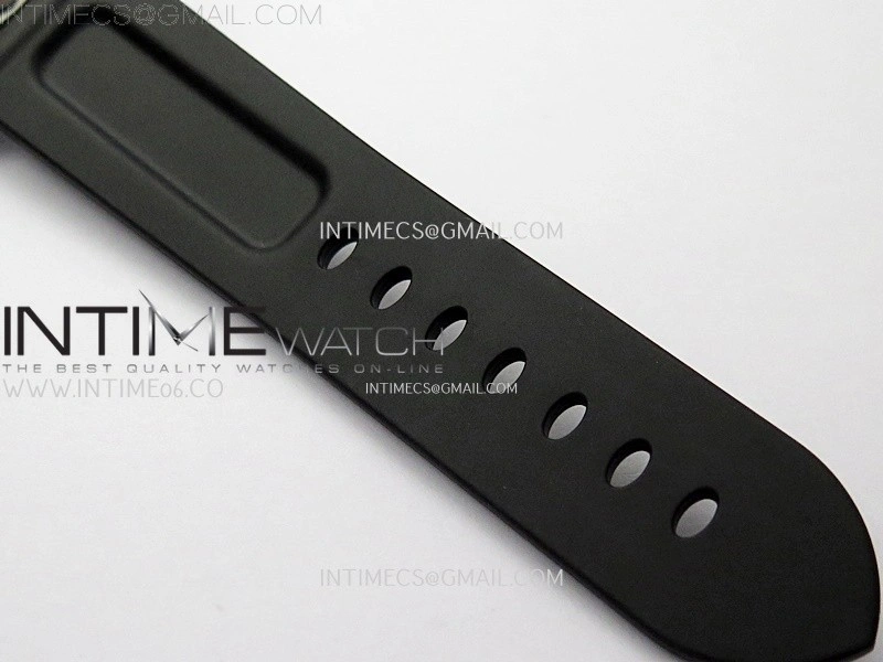 PAM1024 Submersible 44mm VSF Best Edition Black Dial on Black Rubber Strap P900