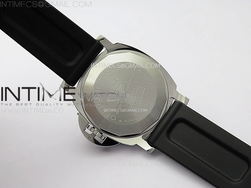 PAM1024 Submersible 44mm VSF Best Edition Black Dial on Black Rubber Strap P900