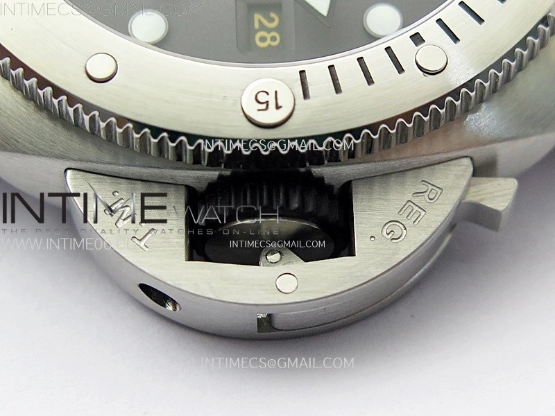 PAM1323 Y GMT VSF 1:1 Best Edition Dark Gray Dial on Black Rubber Strap P9011