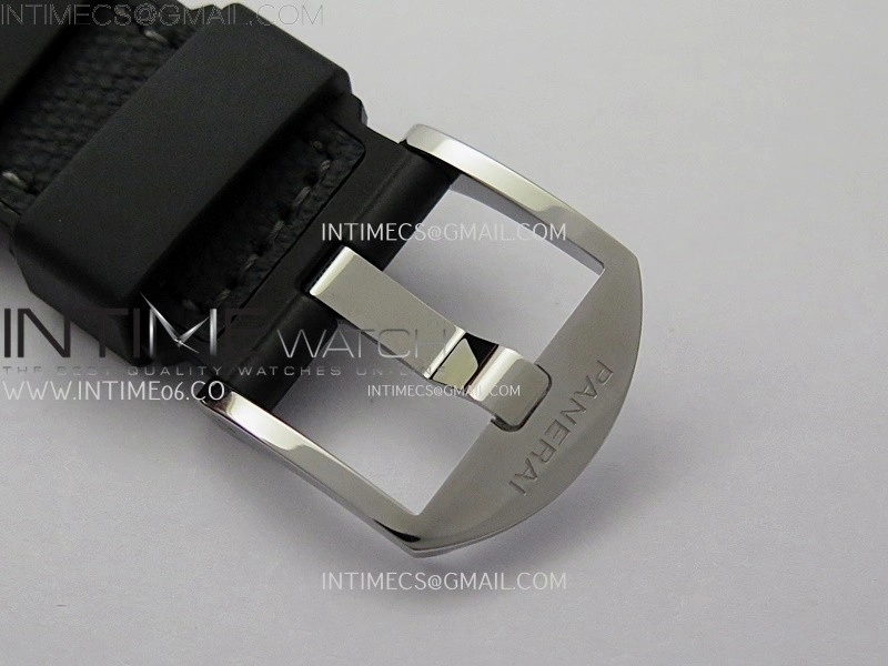 PAM1381 Z 42mm VSF 1:1 Best Edition White Dial on Black Rubber Strap P900