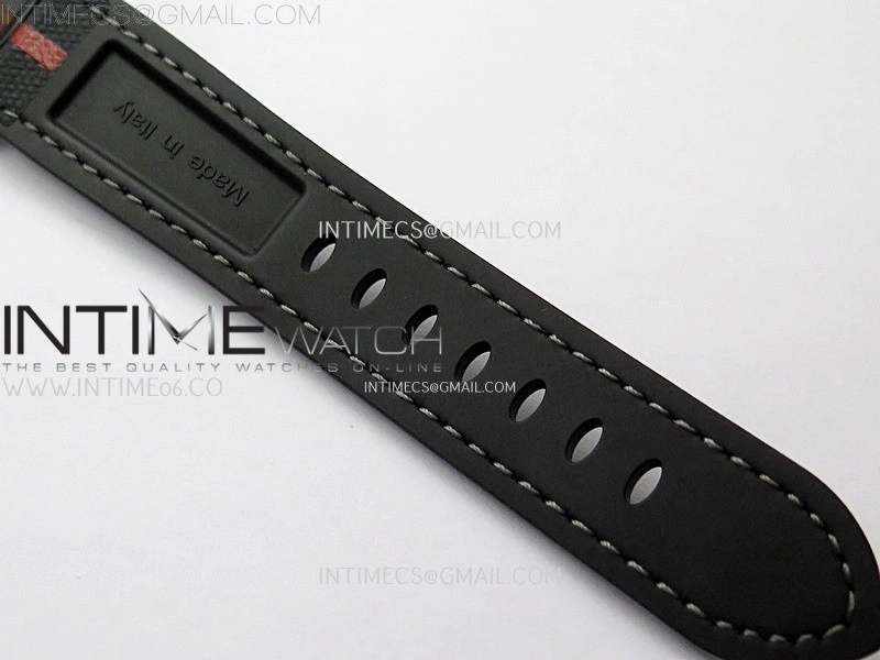 PAM1381 Z 42mm VSF 1:1 Best Edition White Dial on Black Rubber Strap P900