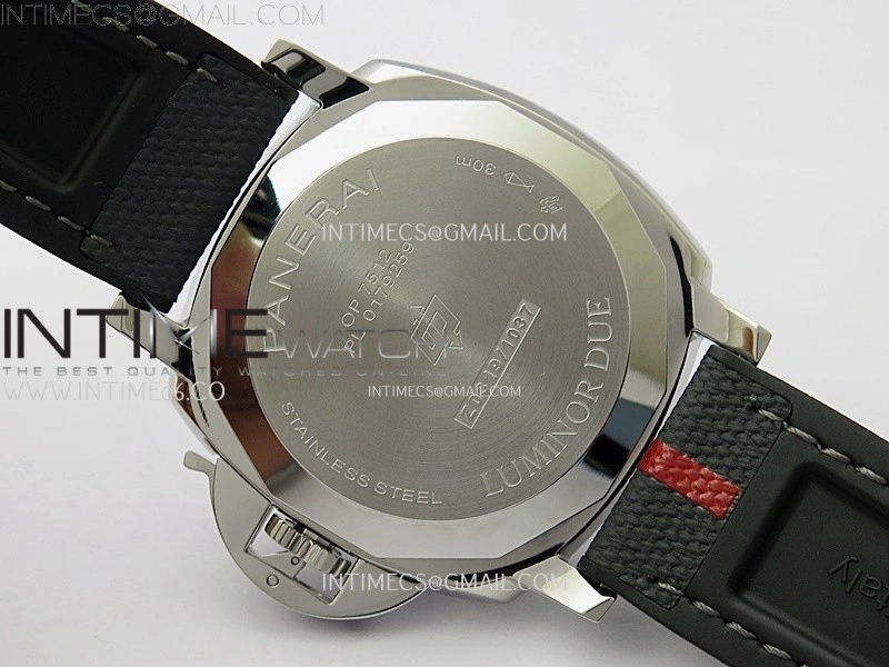 PAM1381 Z 42mm VSF 1:1 Best Edition White Dial on Black Rubber Strap P900