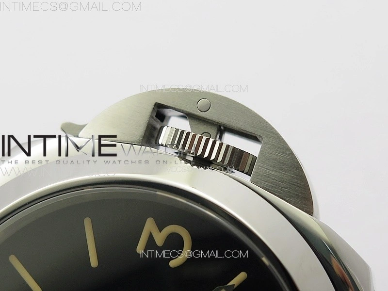 PAM631 HWF Factory on Black Lether Strap Aisan 6497-2