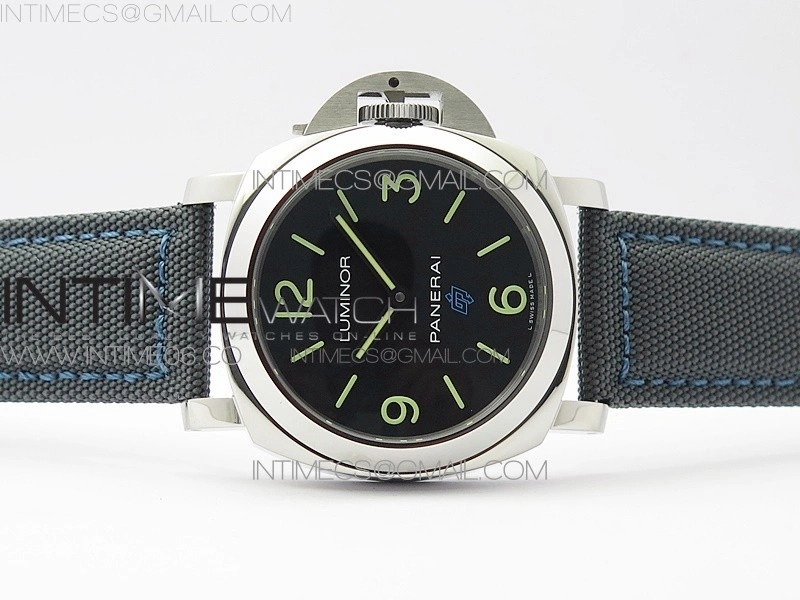 PAM774 HWF Factory on Black Lether Strap Aisan 6497-2