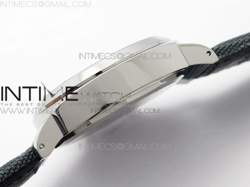 PAM774 HWF Factory on Black Lether Strap Aisan 6497-2