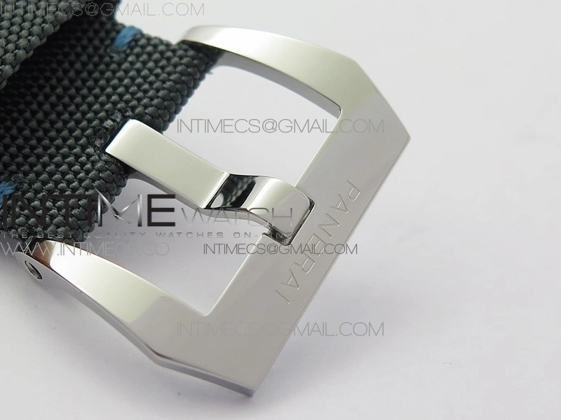 PAM774 HWF Factory on Black Lether Strap Aisan 6497-2