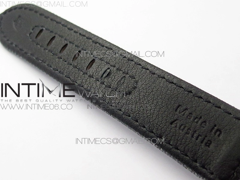 PAM774 HWF Factory on Black Lether Strap Aisan 6497-2