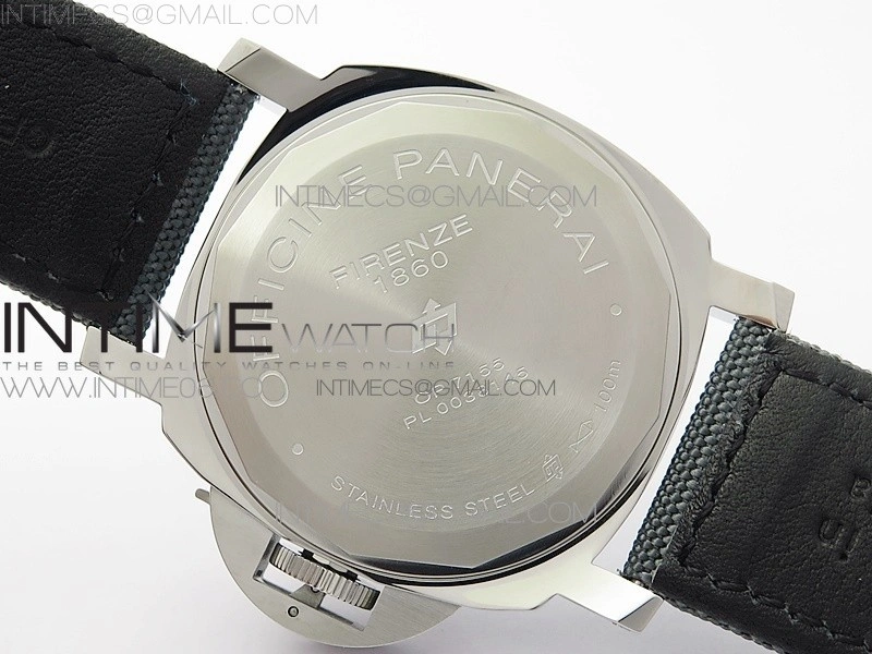 PAM774 HWF Factory on Black Lether Strap Aisan 6497-2