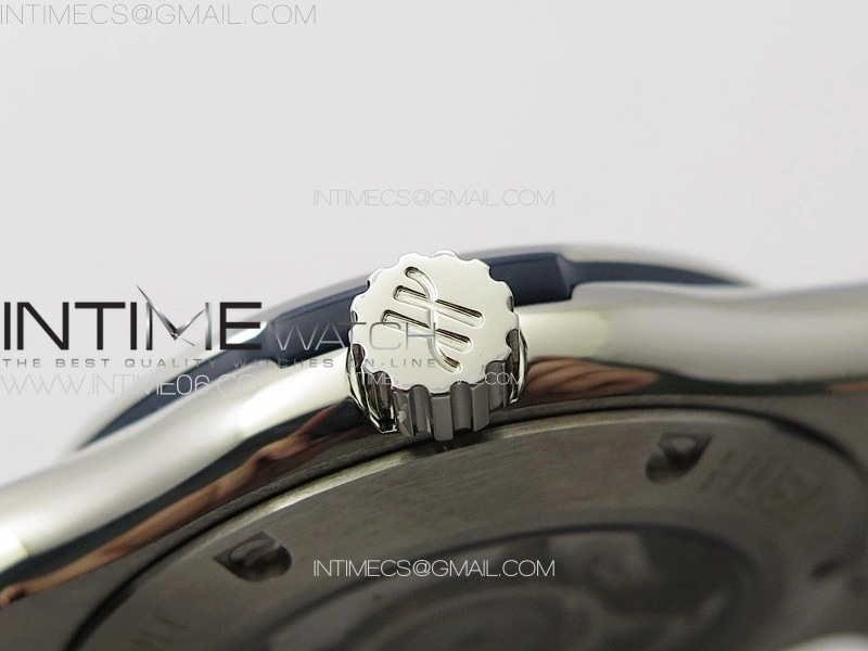 Classic Fusion 42mm SS Paved Diamonds Case And Bezel B50F Paved Diamonds Dial On Blue Gummy Strap A2892