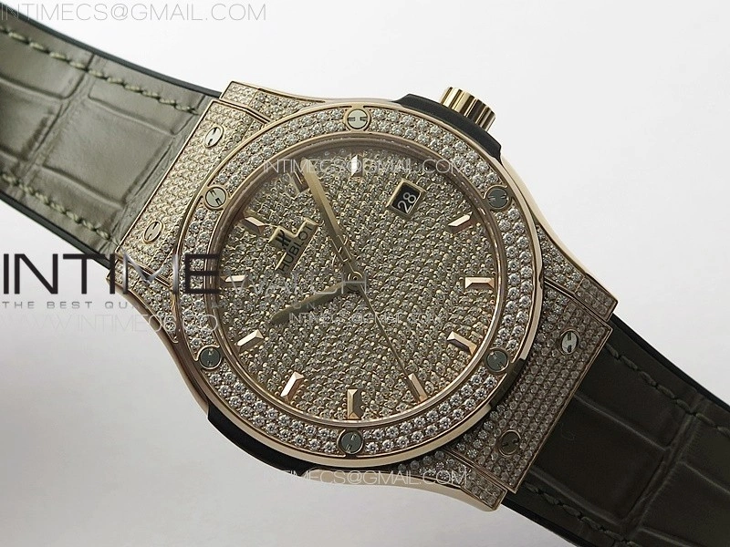 Classic Fusion 42mm RG Paved Diamonds Case And Bezel B50F Paved Diamonds Dial On Gray Gummy Strap A2892