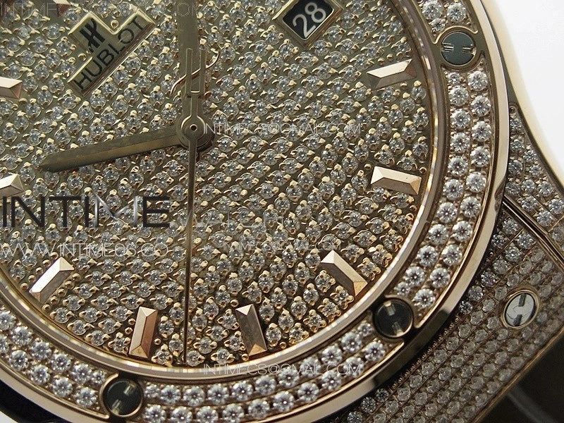 Classic Fusion 42mm RG Paved Diamonds Case And Bezel B50F Paved Diamonds Dial On Gray Gummy Strap A2892