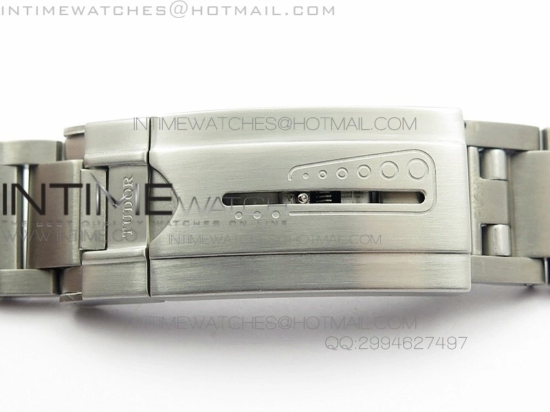 Pelagos ZF 1:1 Best Edition Black Dial on Titanium Bracelet A2824 V5