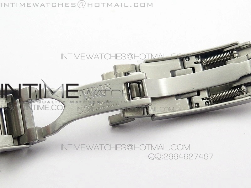 Pelagos ZF 1:1 Best Edition Black Dial on Titanium Bracelet A2824 V5