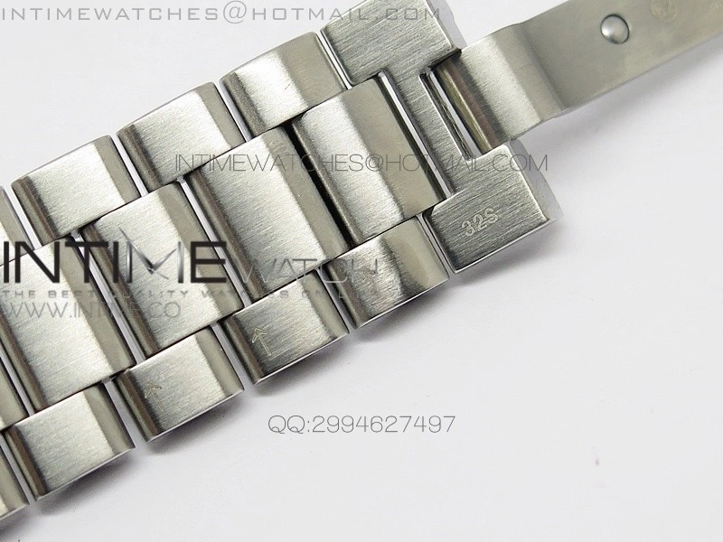 Planet Ocean 45mm Ultimate Edition SS Black Orange Dial on Bracelet A2824