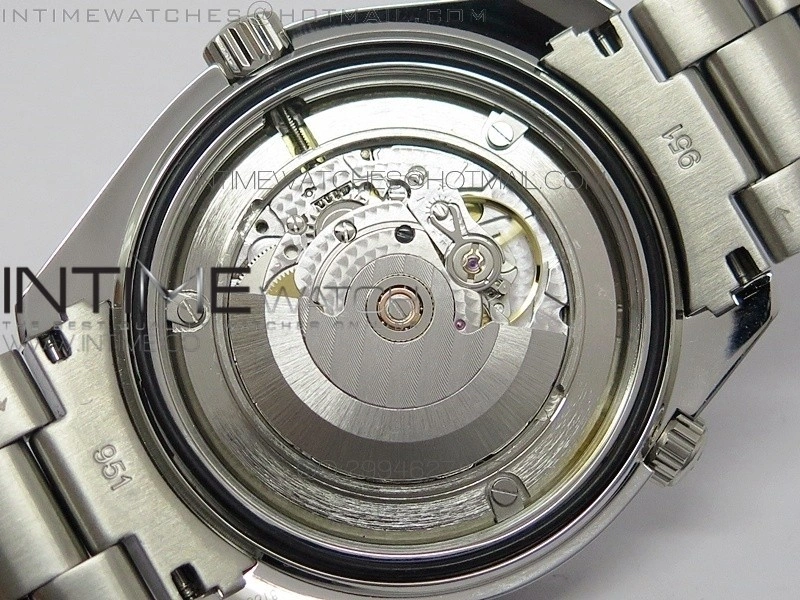 Planet Ocean 45mm Ultimate Edition SS Black Orange Dial on Bracelet A2824