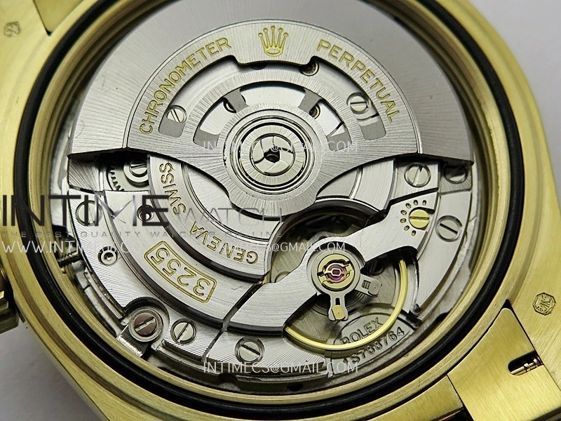 Day Date 228238 40mm Gain Weight QF 1:1 Best Edition Green Ombre Dial Roman Marker On YG President Bracelet SH3255