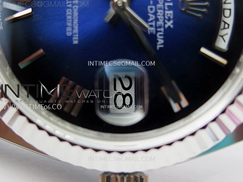Day Date 228236 40mm 904L SS 1:1 AR+F Best Edition Blue Gradient Dial Roman Markers on SS President Bracelet SA3255