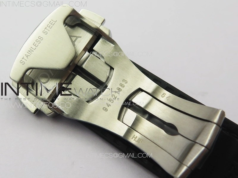 Constellation 41mm RG Black Ceramic Bezel VSF 1:1 Best Edition Silver Dial on Black Gummy Strap A8900