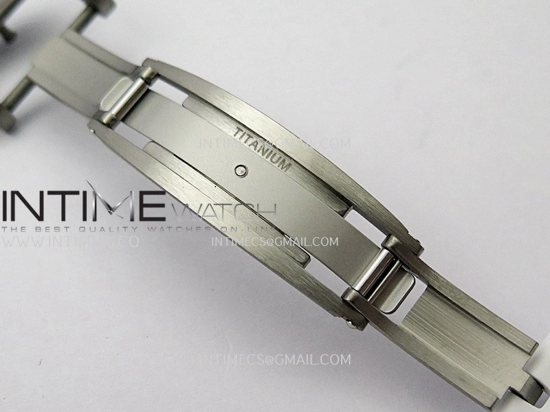 RM061 White Ceramic APSF 1:1 Best Edition on White Rubber Strap RMUL2 Super Clone