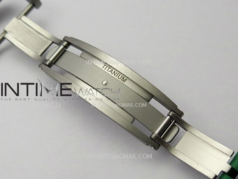 RM061 White Ceramic ZF 1:1 Best Edition on Green Rubber Strap RMUL2 Super Clone