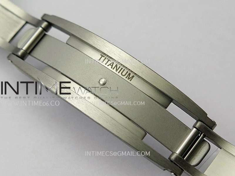 RM061 White Ceramic ZF 1:1 Best Edition on Green Rubber Strap RMUL2 Super Clone